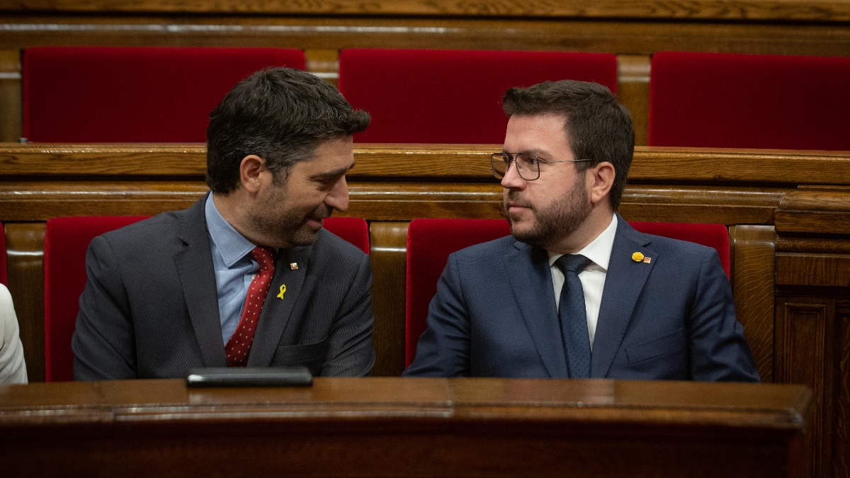 ¿Desobedecer o acatar? ERC y Junts discrepan en la defensa del catalán