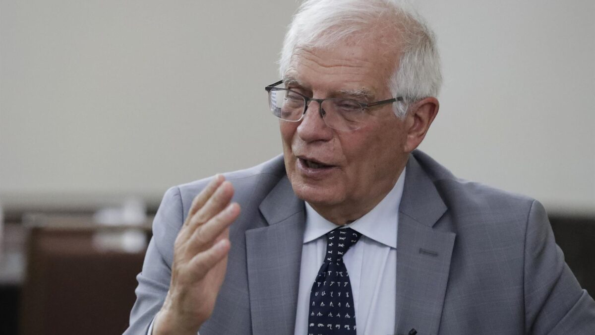 Borrell cree que la UE vetará el petróleo ruso «bastante antes de fin de año»