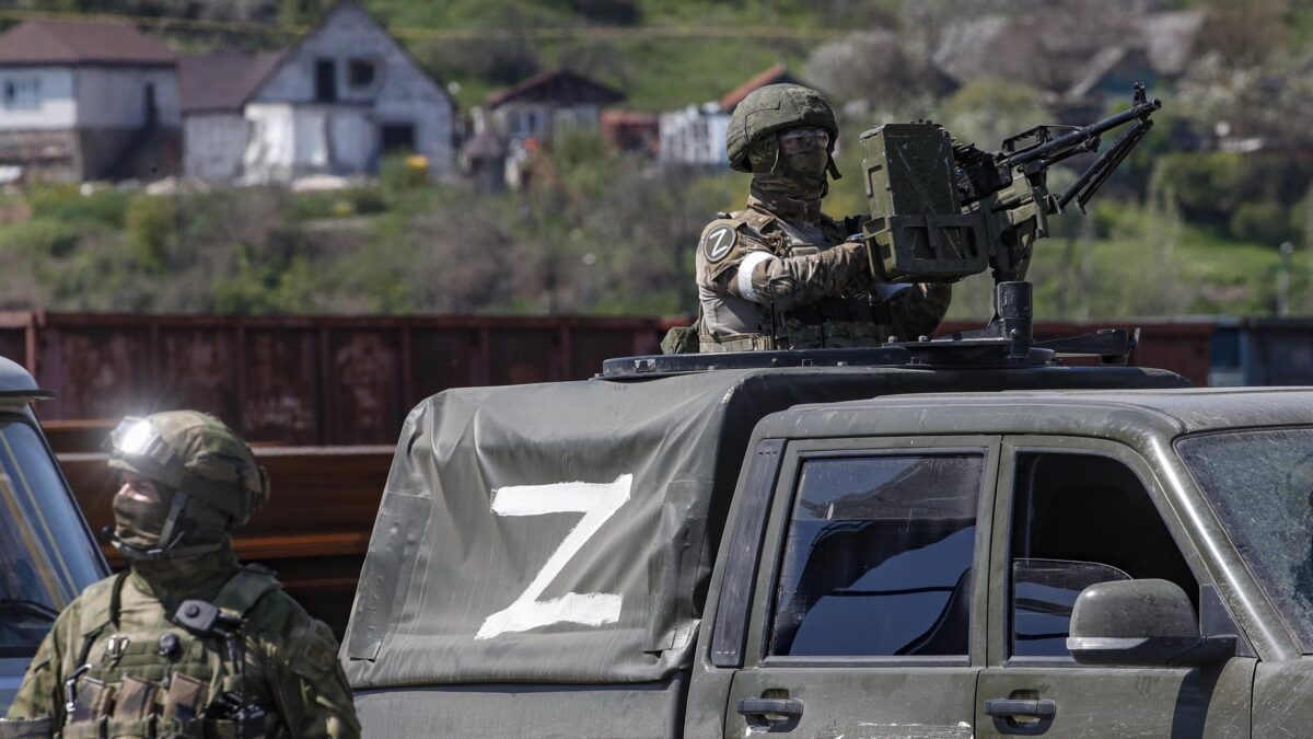 Continúa la evacuación de civiles en Mariúpol mientras las fuerzas rusas avanzan en el sur de Ucrania