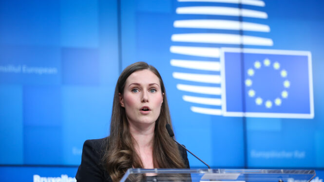 El presidente y la primera ministra de Finlandia apoyan su adhesión a la OTAN