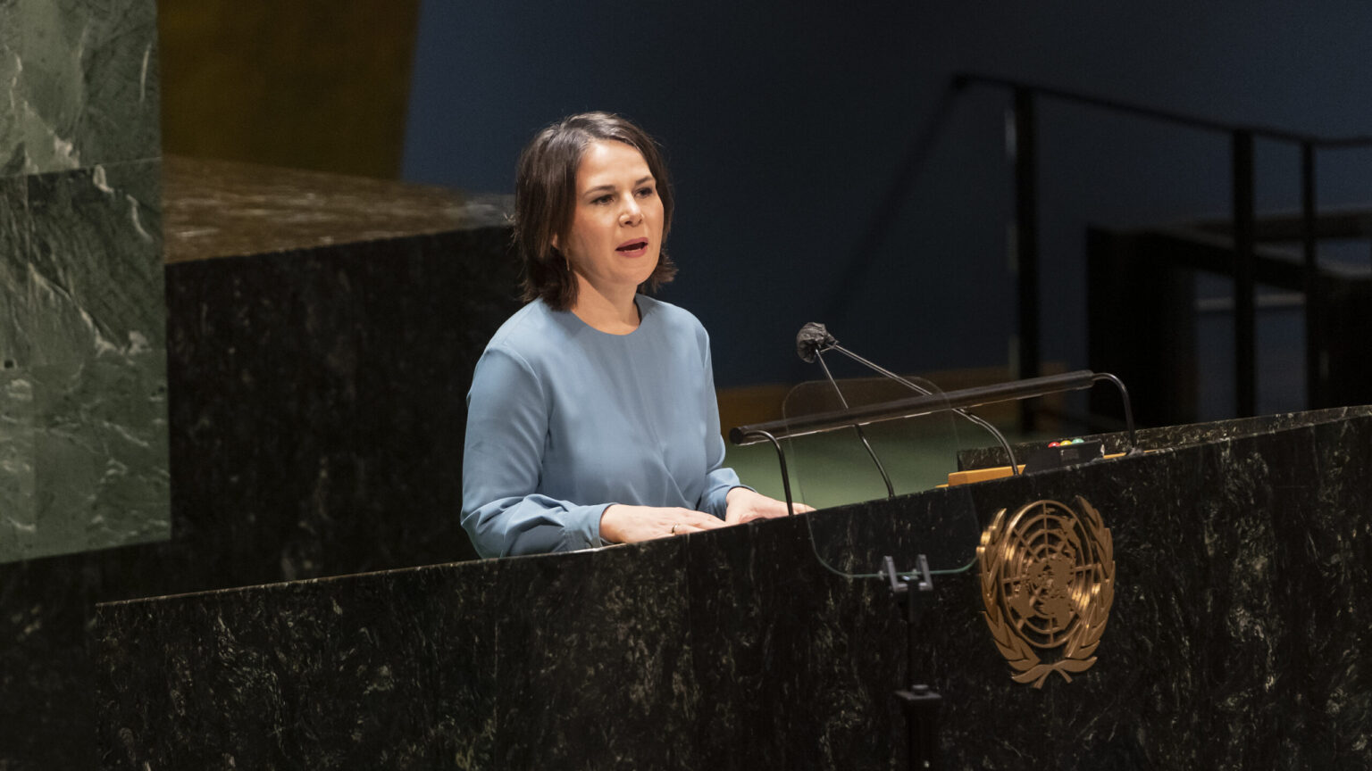 La ministra de Exteriores alemana viaja a Kiev tras las críticas a Scholz por no ir