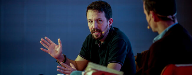 Iglesias pierde una querella contra un espía... y el juez acusa al fiscal de alinearse con él