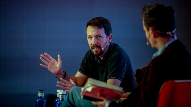 Iglesias pierde una querella contra un espía... y el juez acusa al fiscal de alinearse con él