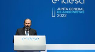 Endesa recortó un 31% su beneficio a marzo, hasta los 338 millones
