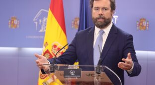 Vox tilda la declaración de Bolaños sobre Pegasus de «esperpéntica»
