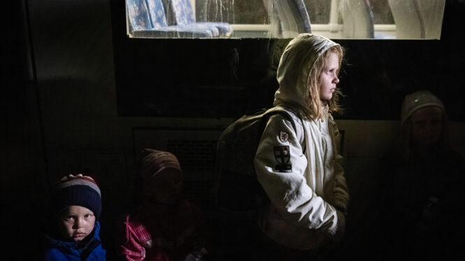 Ucrania denuncia un nuevo asalto de las fuerzas rusas contra la acería Azovstal