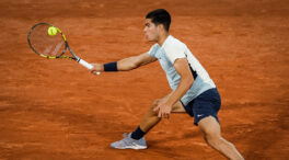 Carlos Alcaraz se clasifica para octavos de Rolland Garros