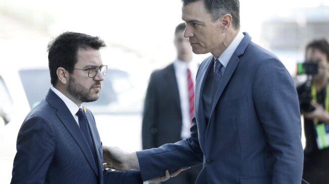 Espionaje político: Sánchez trata de encauzar una crisis que se ramifica en tres direcciones