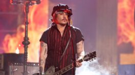 Johnny Depp da el cante en Inglaterra tras su juicio contra Amber Heard