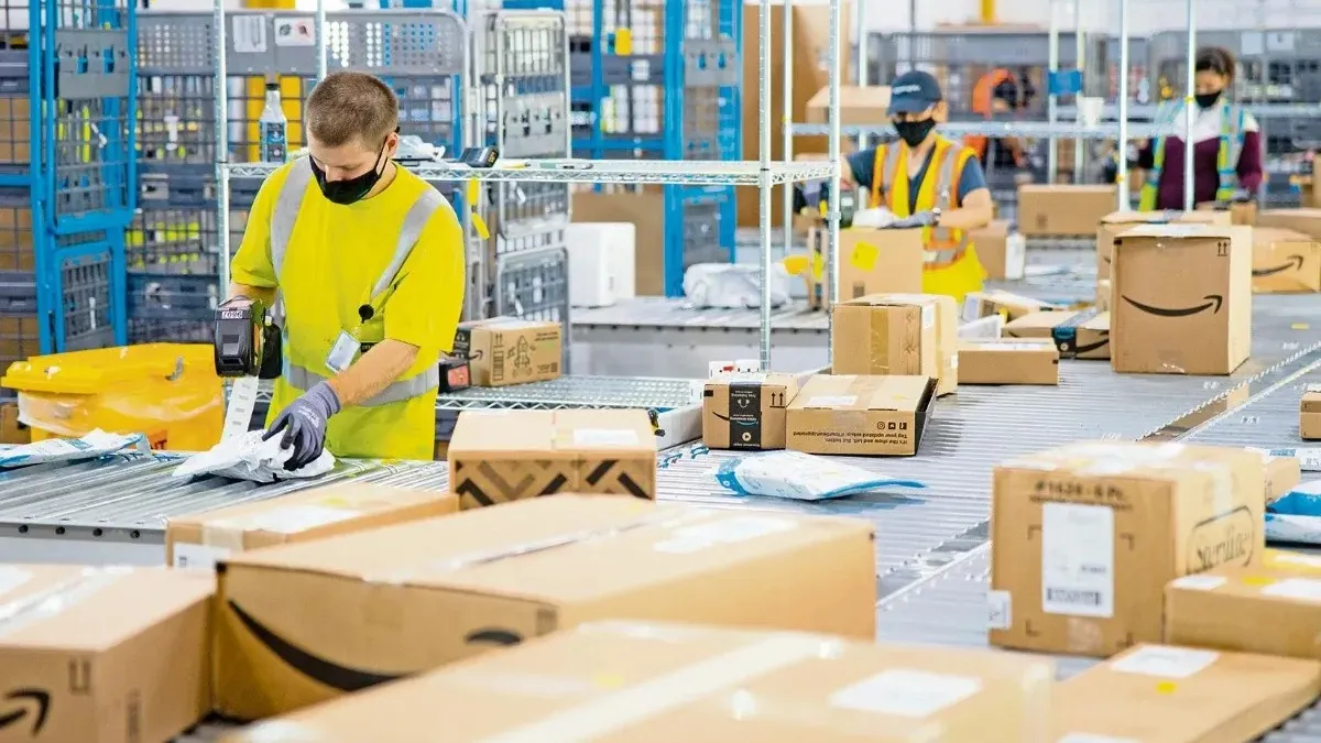 Radiografía de Amazon: 18.000 empleados, un 4% temporales y sin repartidores en España