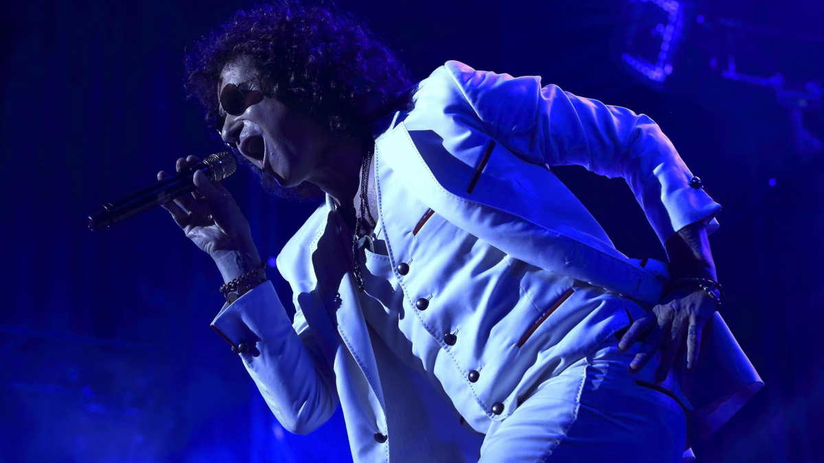 Bunbury cancela su gira de despedida por problemas de salud: «Me es imposible hacer más conciertos»