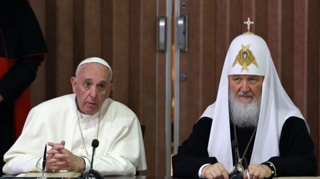 Choque diplomático entre el papa y el patriarca ruso por la guerra de Ucrania: "Es lamentable"