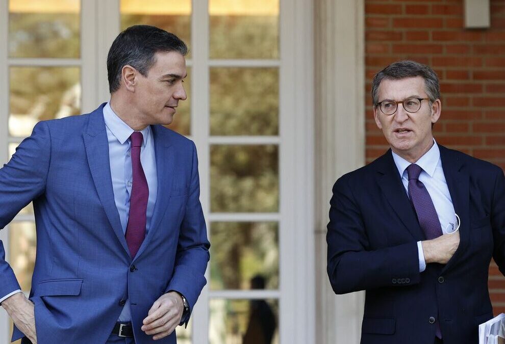 PSOE y PP aumentan sus contactos mientras mantienen una crispación dialéctica