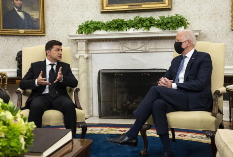 El Congreso de EEUU aprueba enviar a Ucrania un paquete de ayuda de 38.000 millones