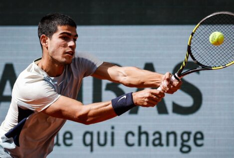 Alcaraz se despide de Roland Garros con la cabeza alta