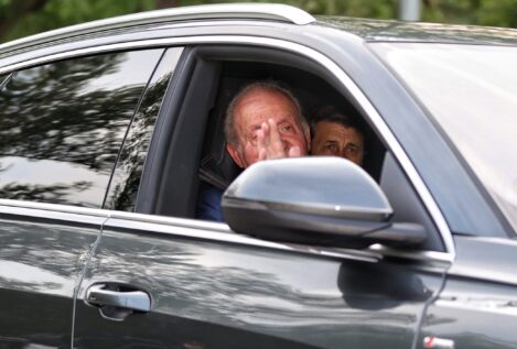 Juan Carlos I abre la puerta a volver a residir en España tras pasar 11 horas en la Zarzuela