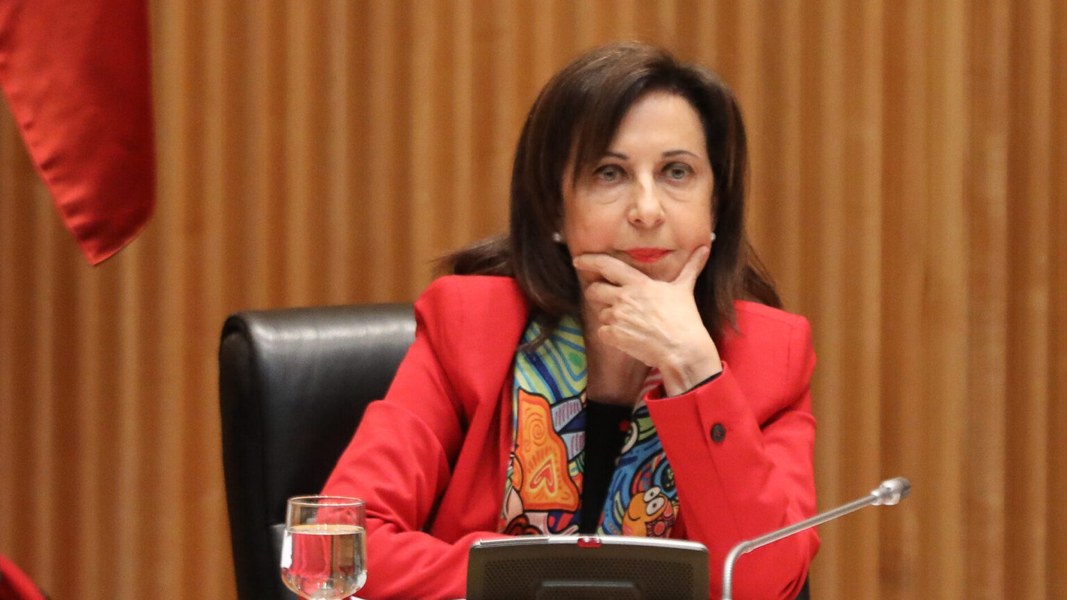 Podemos, ERC y Bidu exigen explicaciones a Robles por el acto en el Valle de los Caídos