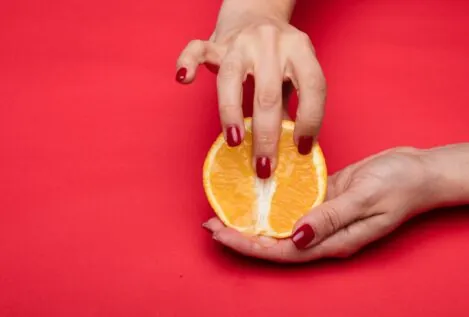 Masturbación: en qué pensamos las mujeres y los hombres cuando nos tocamos en soledad