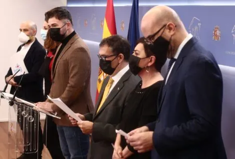 El Gobierno aprueba la Ley de Seguridad con el PP y sin ERC pese a descabezar el CNI