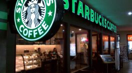 Starbucks cubrirá los costes de viaje a sus empleados de EE.UU. que quieran abortar o cambiarse de sexo