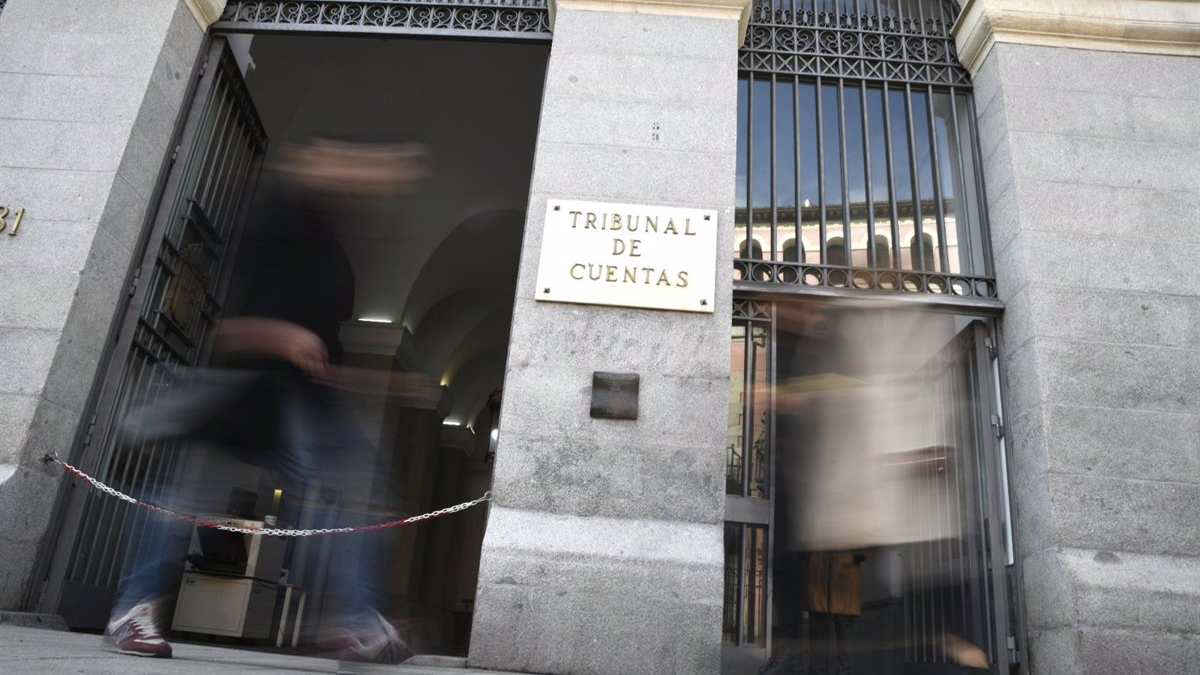 Siete de cada diez euros de los partidos españoles proceden de las arcas públicas
