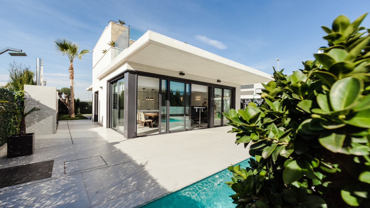 Así compran vivienda los extranjeros: menos obra nueva, mayor tamaño y más hipoteca