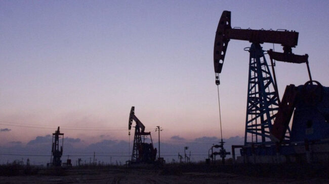 La bajada en la producción de petróleo podría impulsar la próxima recesión