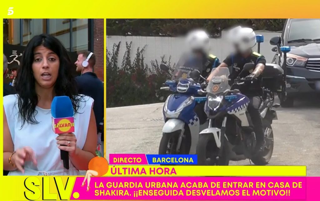 La Guardia Urbana acudió a la llamada de la cantante colombiana tras descubrir las pintadas a las puertas de su casa | Mediaset
