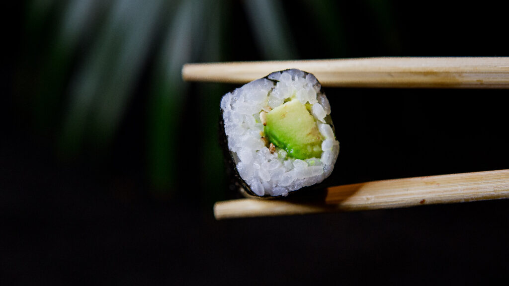 sushi cocina japonesa alimentación calorías arroz pescado nutrición