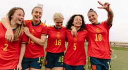 La Selección española masculina jugará su próximo partido con la camiseta de la femenina
