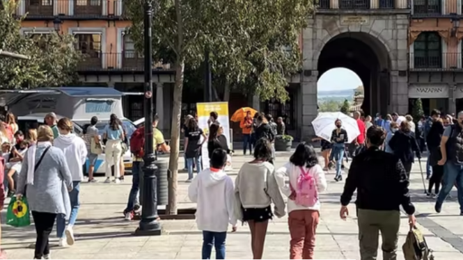 Propuestas para un modelo alternativo de turismo cultural urbano que evite  la masificación