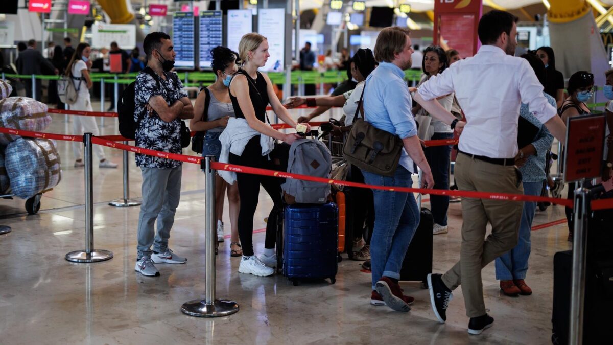 El cierre del espacio aéreo de Suiza afecta a 291 vuelos en los aeropuertos españoles