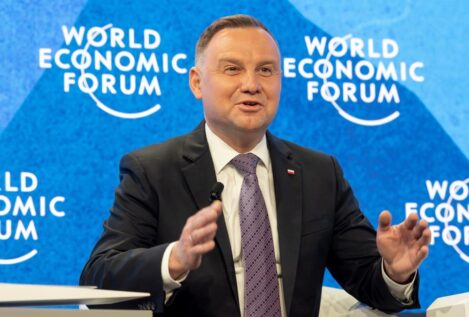 Polonia reprocha que Macron y Scholz mantengan las conversaciones con Putin