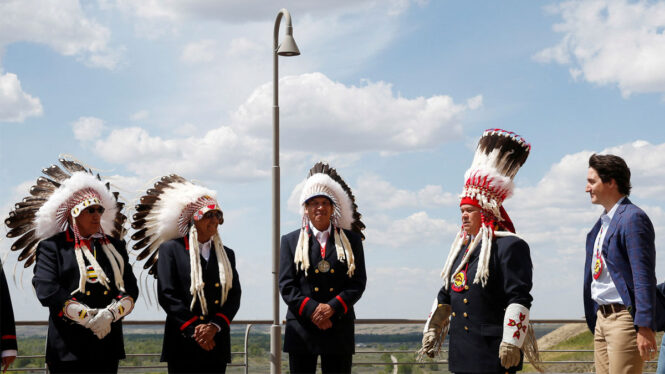 Canadá compensa a una tribu indígena con 1.209 millones de euros por sus tierras arrebatadas