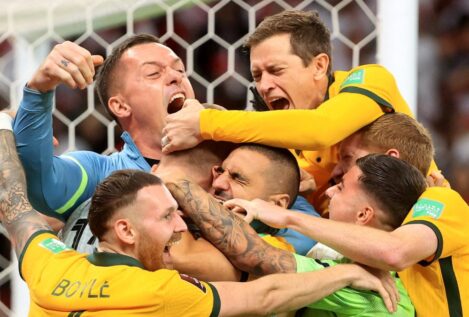 Australia bate a Perú en unos 'movidos' penaltis y se cuela en el Mundial de Catar