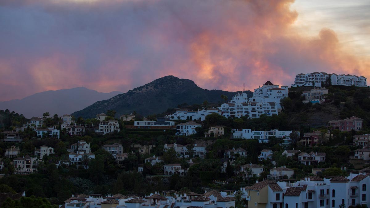 Estabilizado el incendio forestal en Pujerra (Málaga) tras quemar más de 2.000 hectáreas