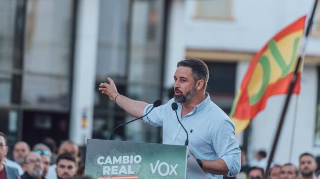 Un exconcejal de Vox crea un partido para disputar a Abascal las municipales andaluzas