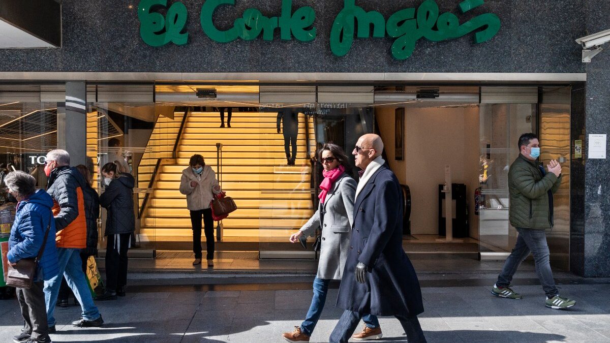 Mercadona, Inditex, Amazon o el Corte Inglés ofrecen 1.500 puestos de trabajo para verano