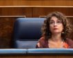 María Jesús Montero anuncia que habrá recargo fiscal a las eléctricas desde 2023