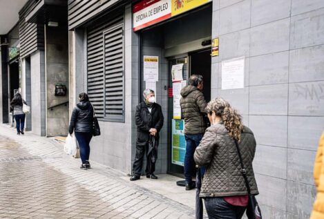 España lidera la tasa de paro de la eurozona: 13,3% frente al 6,8% de media