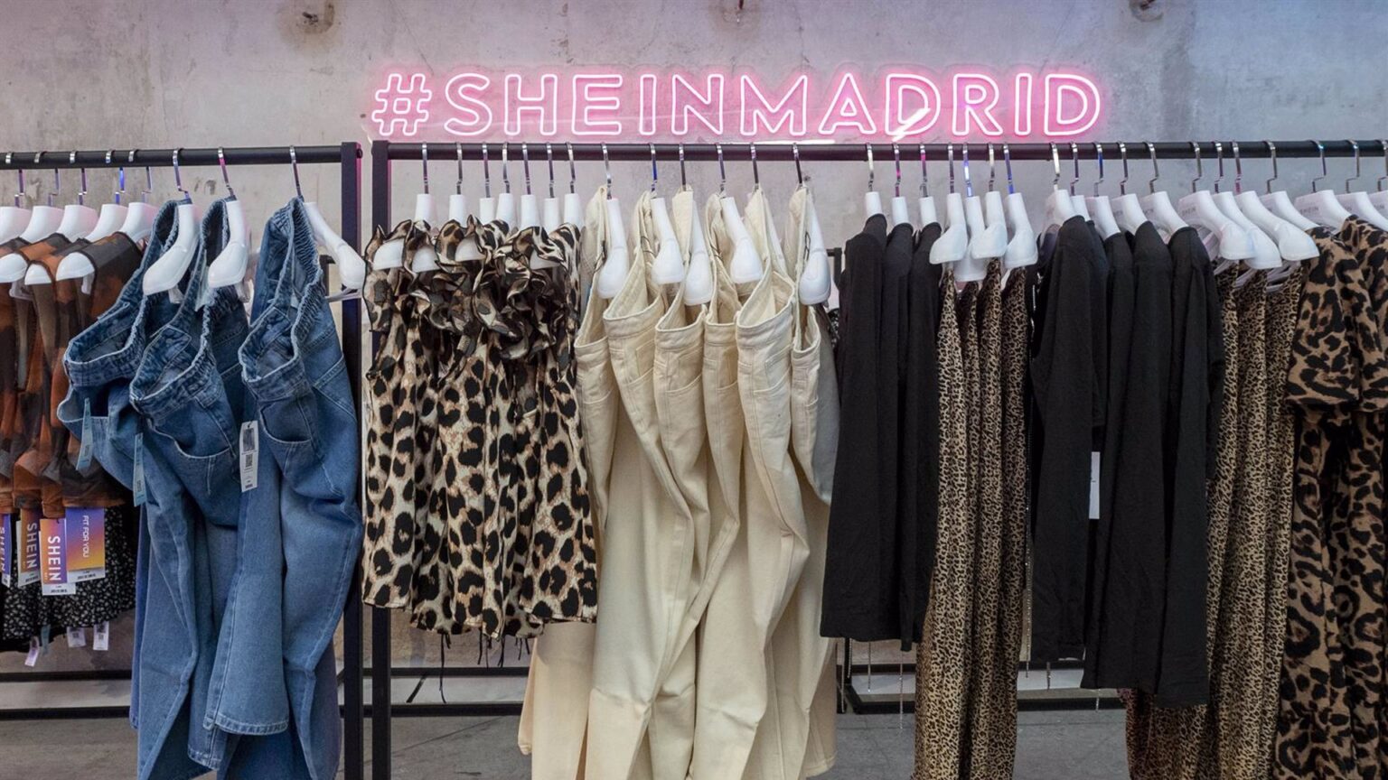 Así es la tienda temporal que Shein ha abierto en Madrid