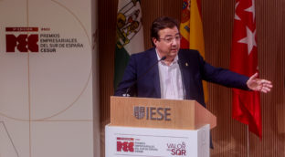 Vara confía en Espadas para liderar la «renovación» en el PSOE-A