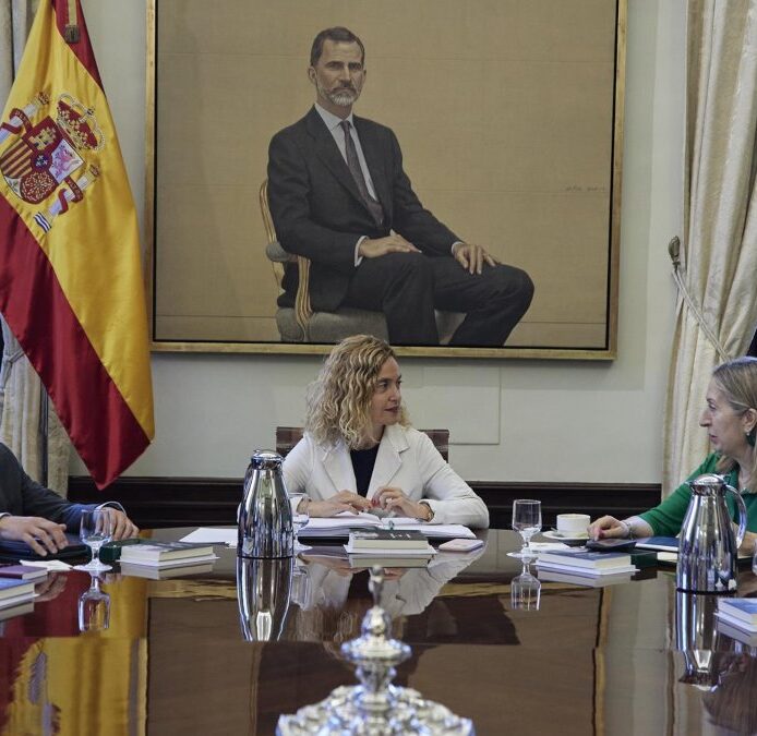 PSOE y PP vuelven a unirse en el Congreso para rechazar limitar la inviolabilidad del Rey