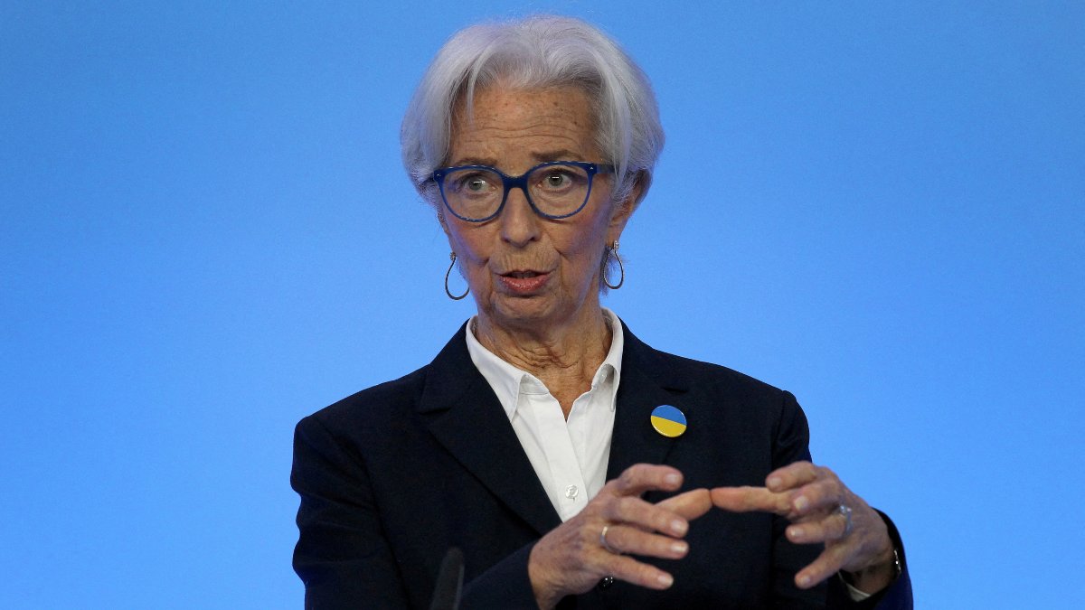 Lagarde asegura que el BCE hará «lo que sea necesario» para devolver la inflación al 2%