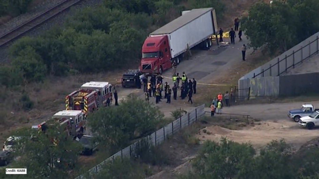 Al menos 46 inmigrantes asfixiados en el interior de un camión en San Antonio, Texas