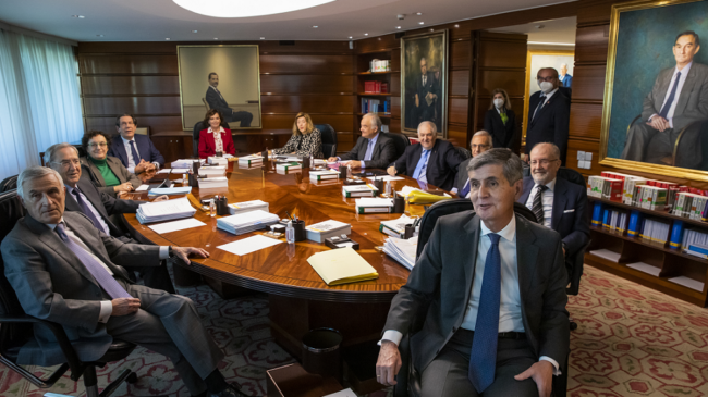 El PSOE modificará la Ley del Poder Judicial para renovar a cuatro jueces del TC: dos por el Gobierno y dos por el CGPJ