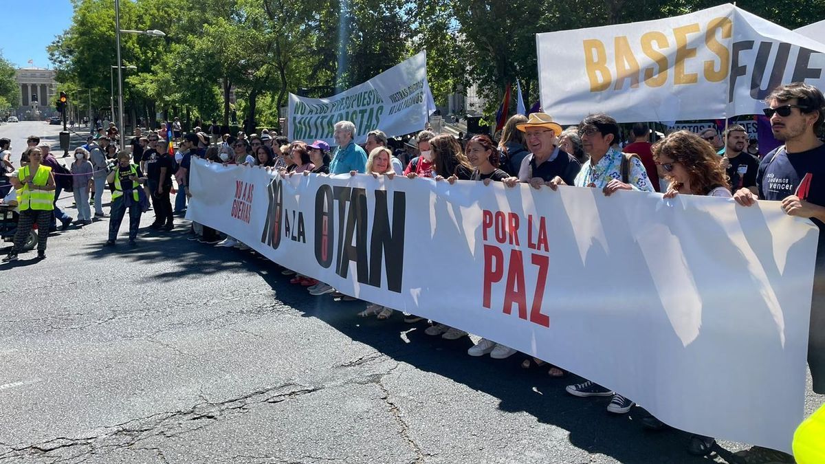 (VÍDEO) Los socios del Gobierno apoyan una manifestación en contra de la OTAN a dos días de la cumbre en Madrid