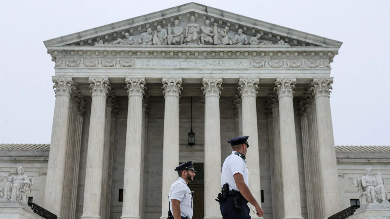 El Supremo de EEUU da la razón a un condenado a muerte que quiere ser fusilado
