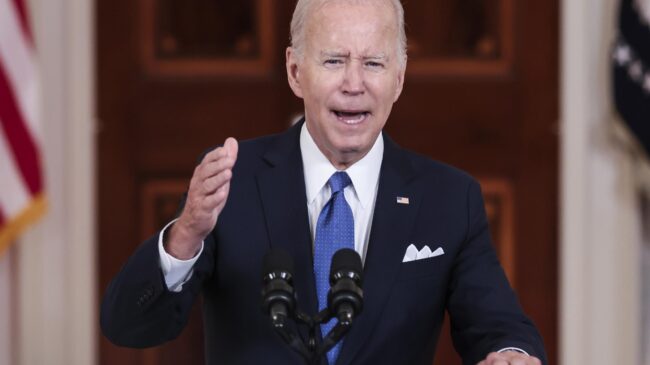 Biden promete batalla con el fallo del Supremo sobre el aborto y anima a las mujeres a viajar a estados que lo permitan
