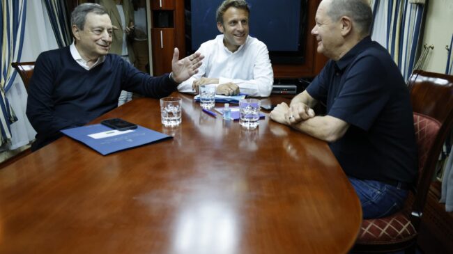 Macron, Scholz y Draghi viajan a Ucrania para buscar una salida al conflicto y mostrar su apoyo a Kiev